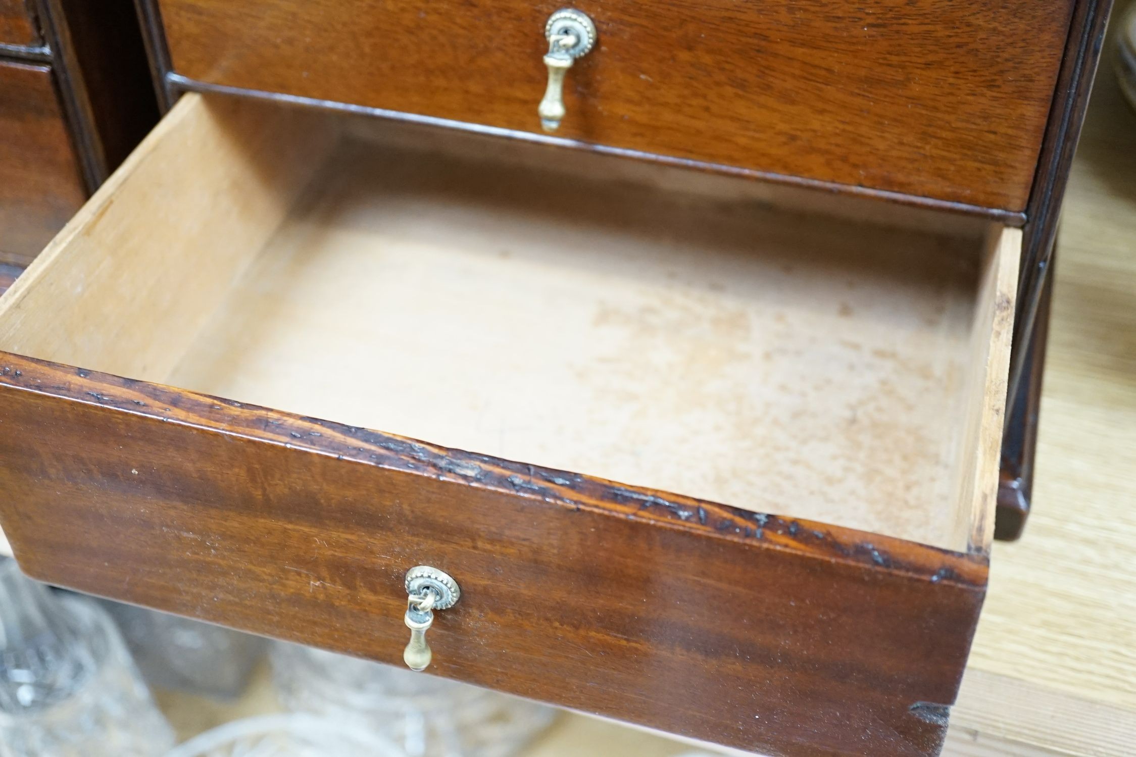 A pair 19th century mahogany four drawer cabinets, 29cms wide x 31cms high